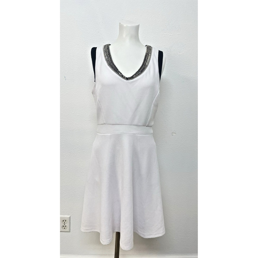 Xoxo Metal Beaded Womens A-Line Dress With Pockets Lined SZ M Flare White/Black - Picture 2 of 16